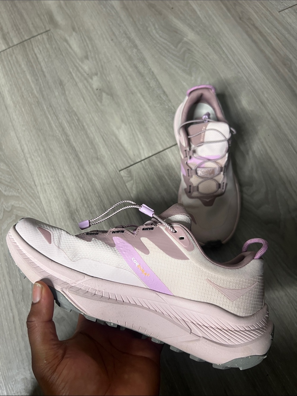 Hoka One One Women's Pale Pink Athletic Sneakers with Lavender Accents (8.5) - Picture 4 of 14